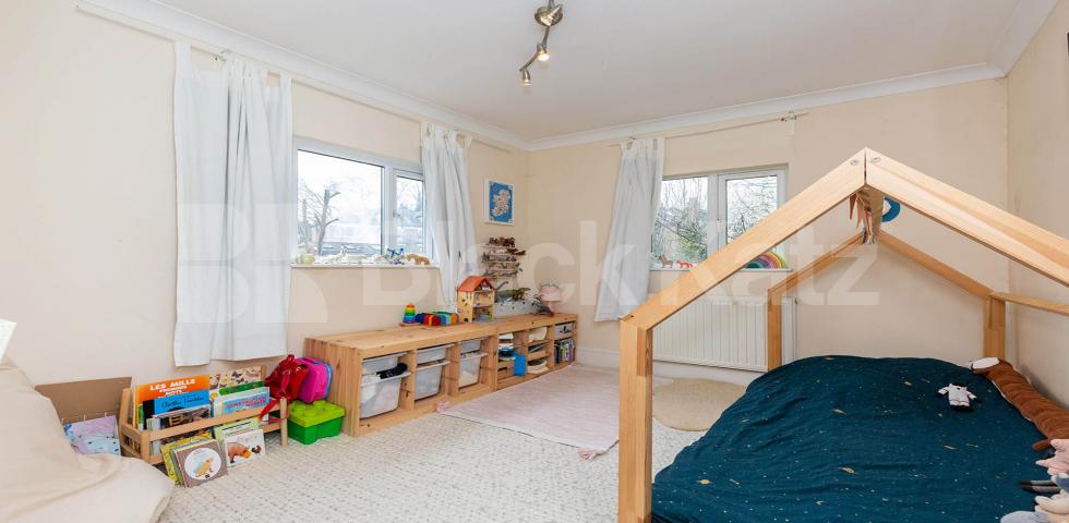 			GARDEN FLAT!, 2 Bedroom, 1 bath, 1 reception Apartment			 Crouch Hill, Crouch End